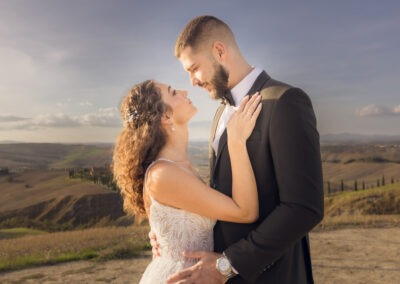 mladi na brdima toskane